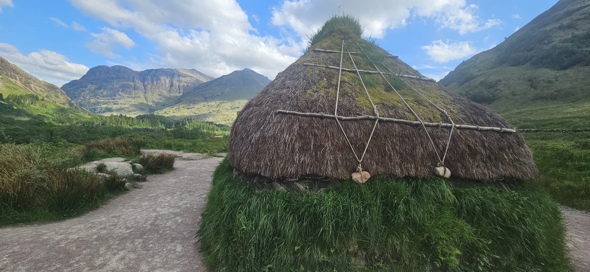 Traditional thatched hut in Glencoe